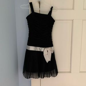 Amy Byer size 10 girls black dress